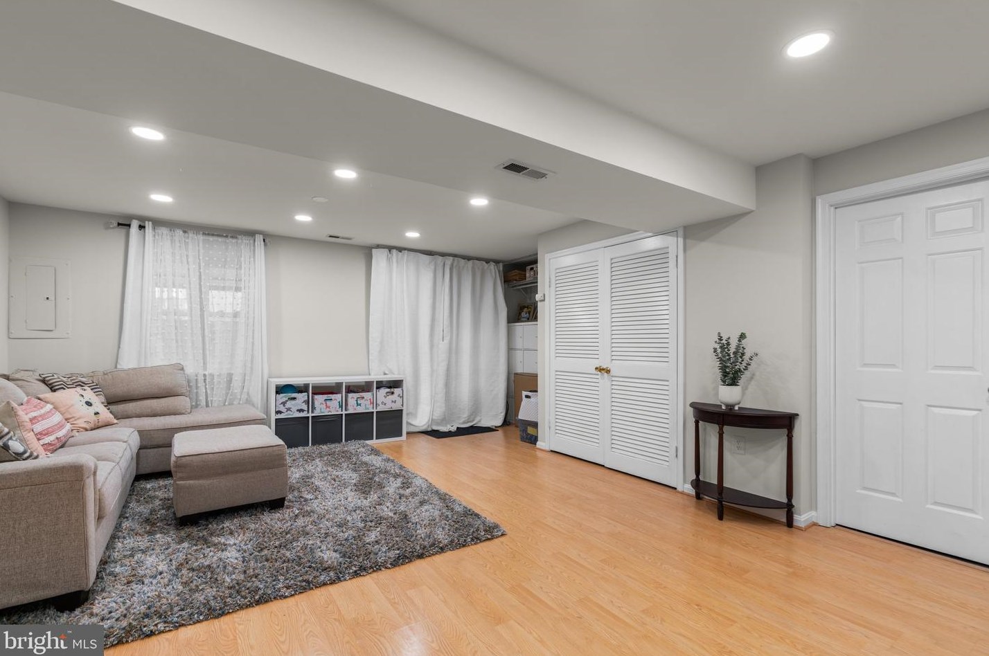 15519 Owens Glen Ter, Gaithersburg MD  20878-2369 exterior