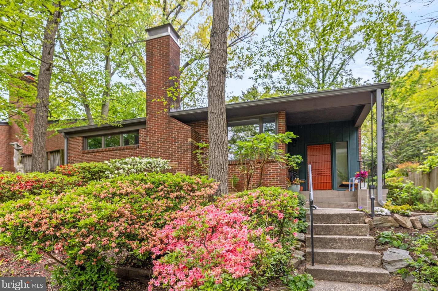 7408 Aspen Ave, Silver Spring MD  20912-5447 exterior