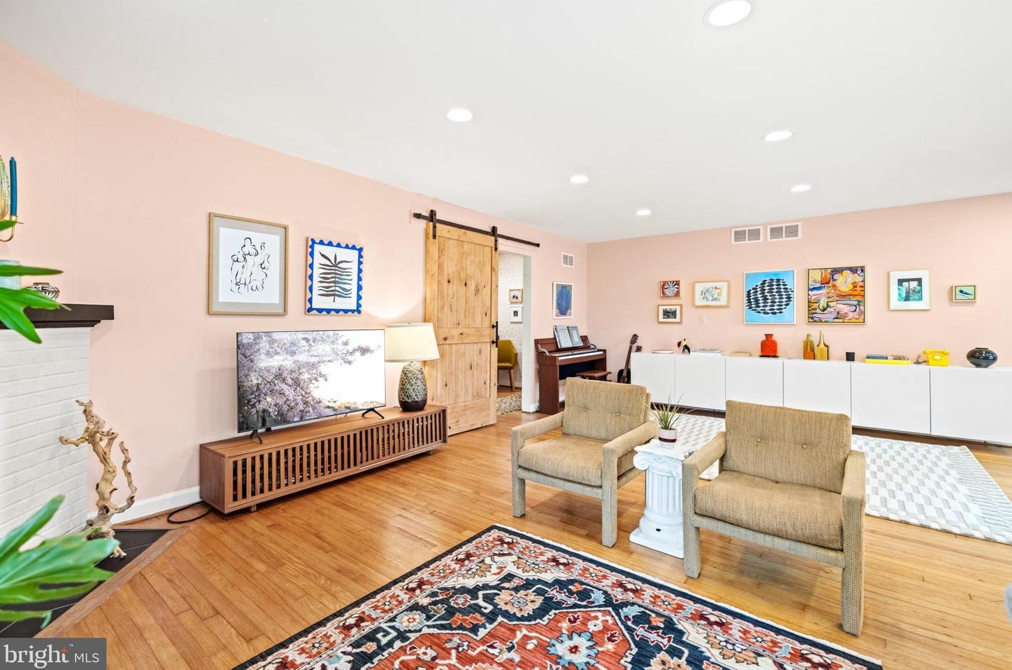 7408 Aspen Ave, Silver Spring MD  20912-5447 exterior