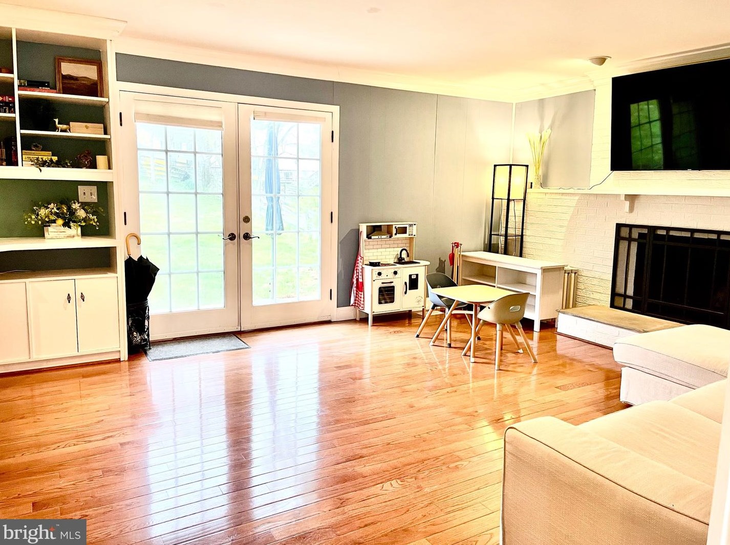 15516 Peach Leaf Ln, Gaithersburg MD  20878-2343 exterior