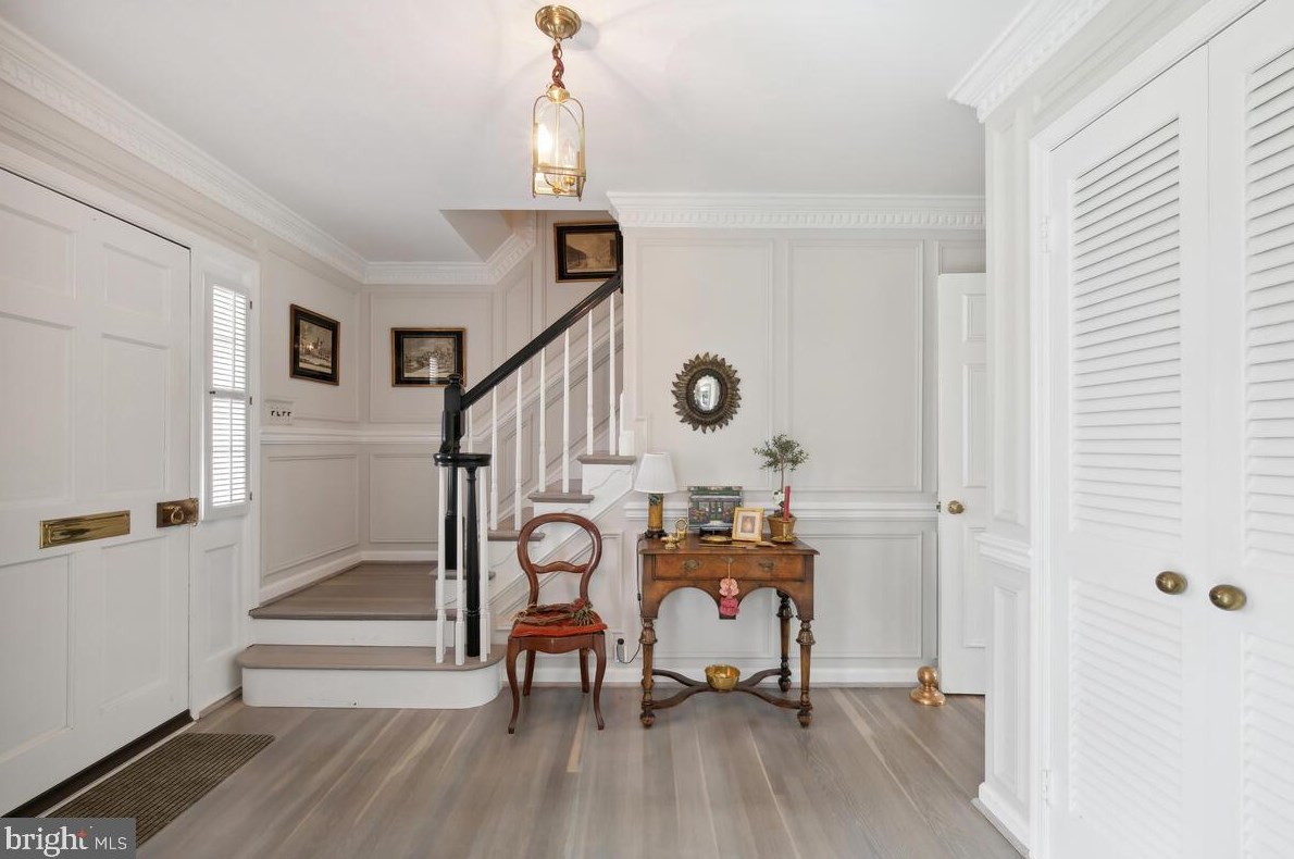 11705 Coldstream Dr, Rockville MD 20854-3620 exterior