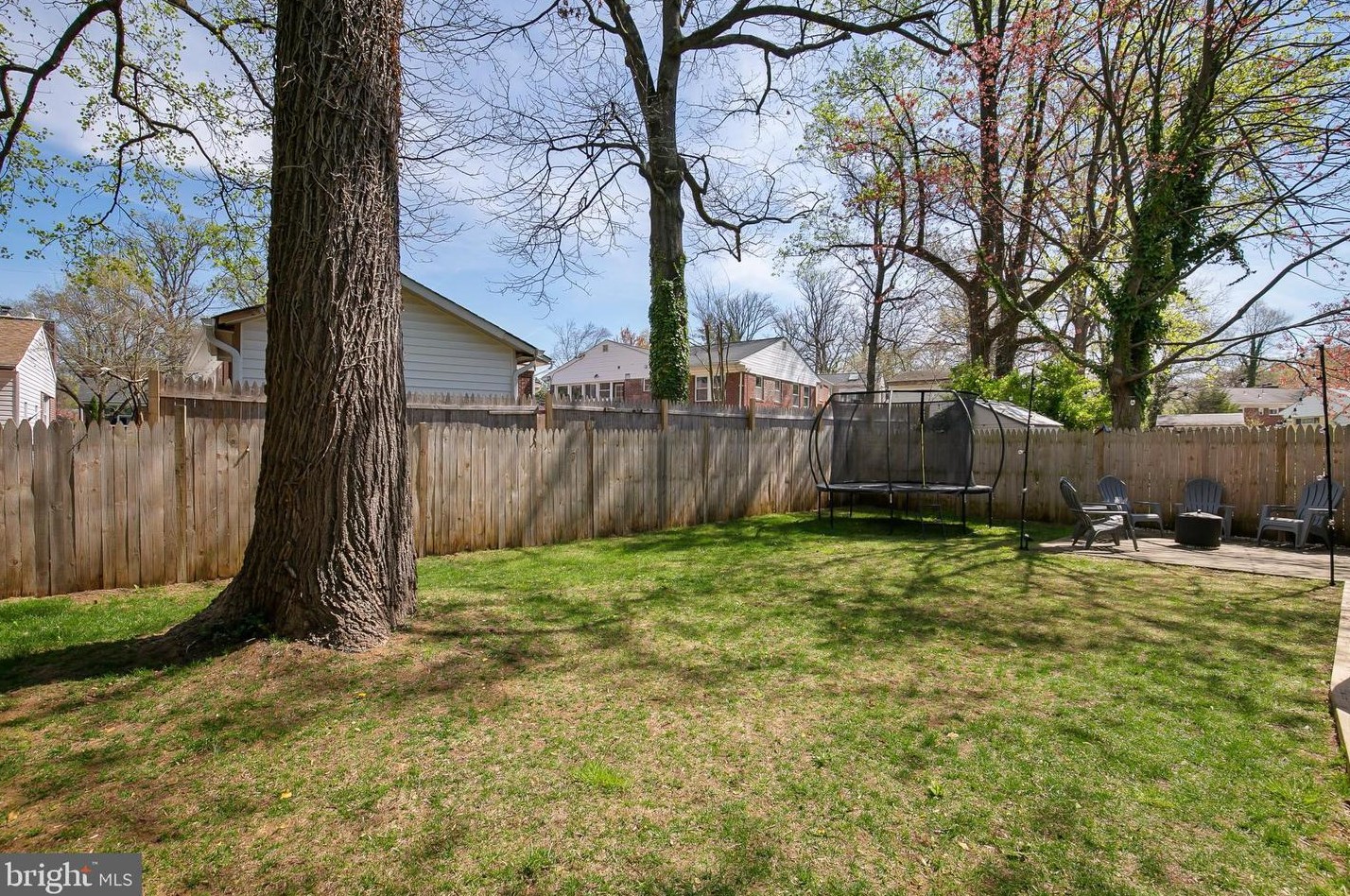 7507 Glenside Dr, Silver Spring MD  20912-7546 exterior