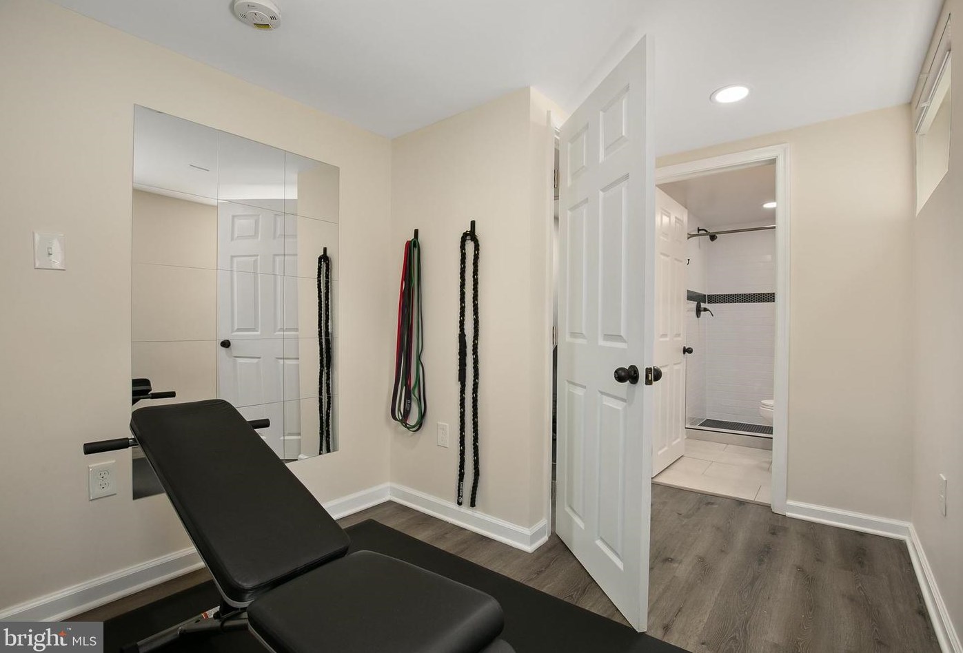 7507 Glenside Dr, Silver Spring MD  20912-7546 exterior