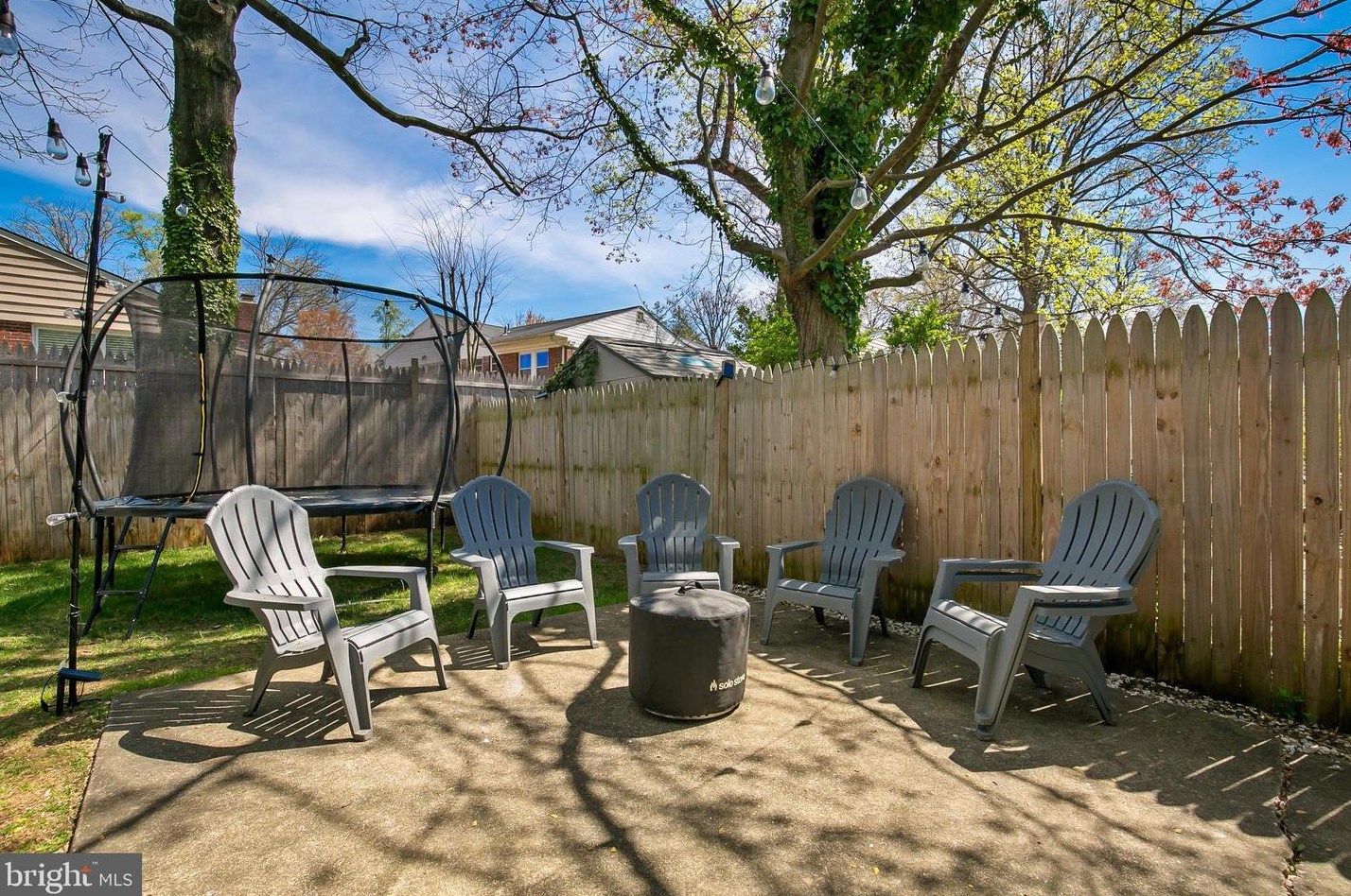 7507 Glenside Dr, Silver Spring MD  20912-7546 exterior