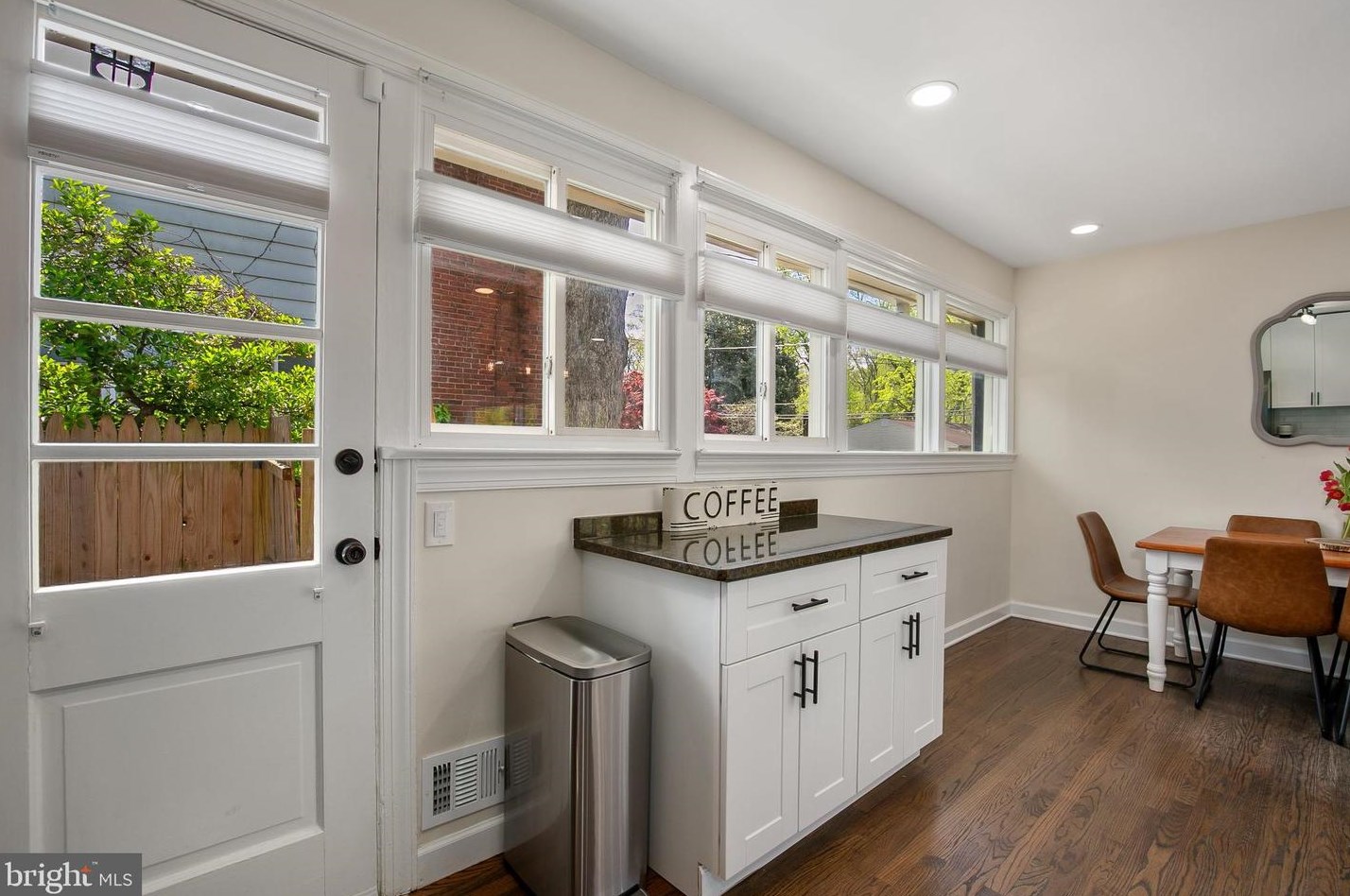 7507 Glenside Dr, Silver Spring MD  20912-7546 exterior