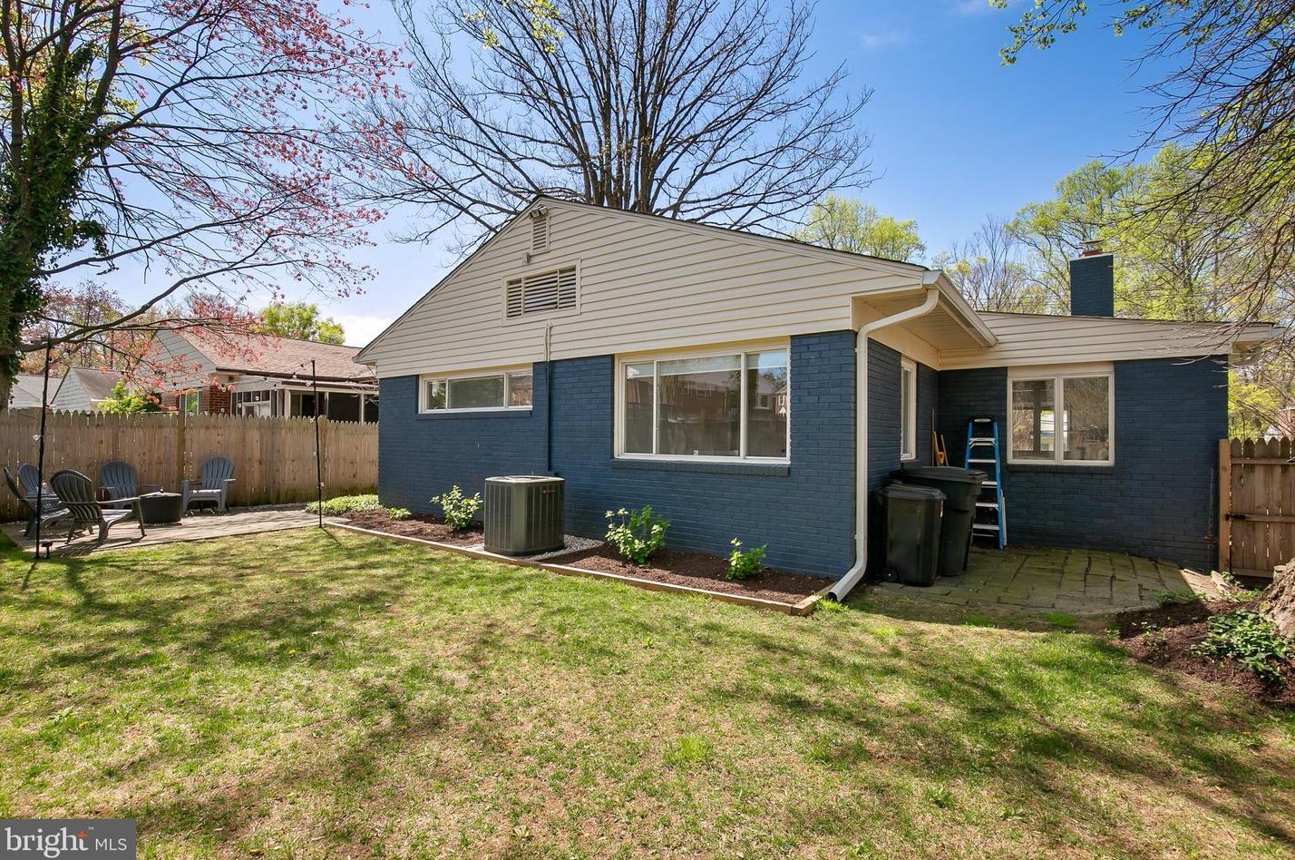 7507 Glenside Dr, Silver Spring MD  20912-7546 exterior