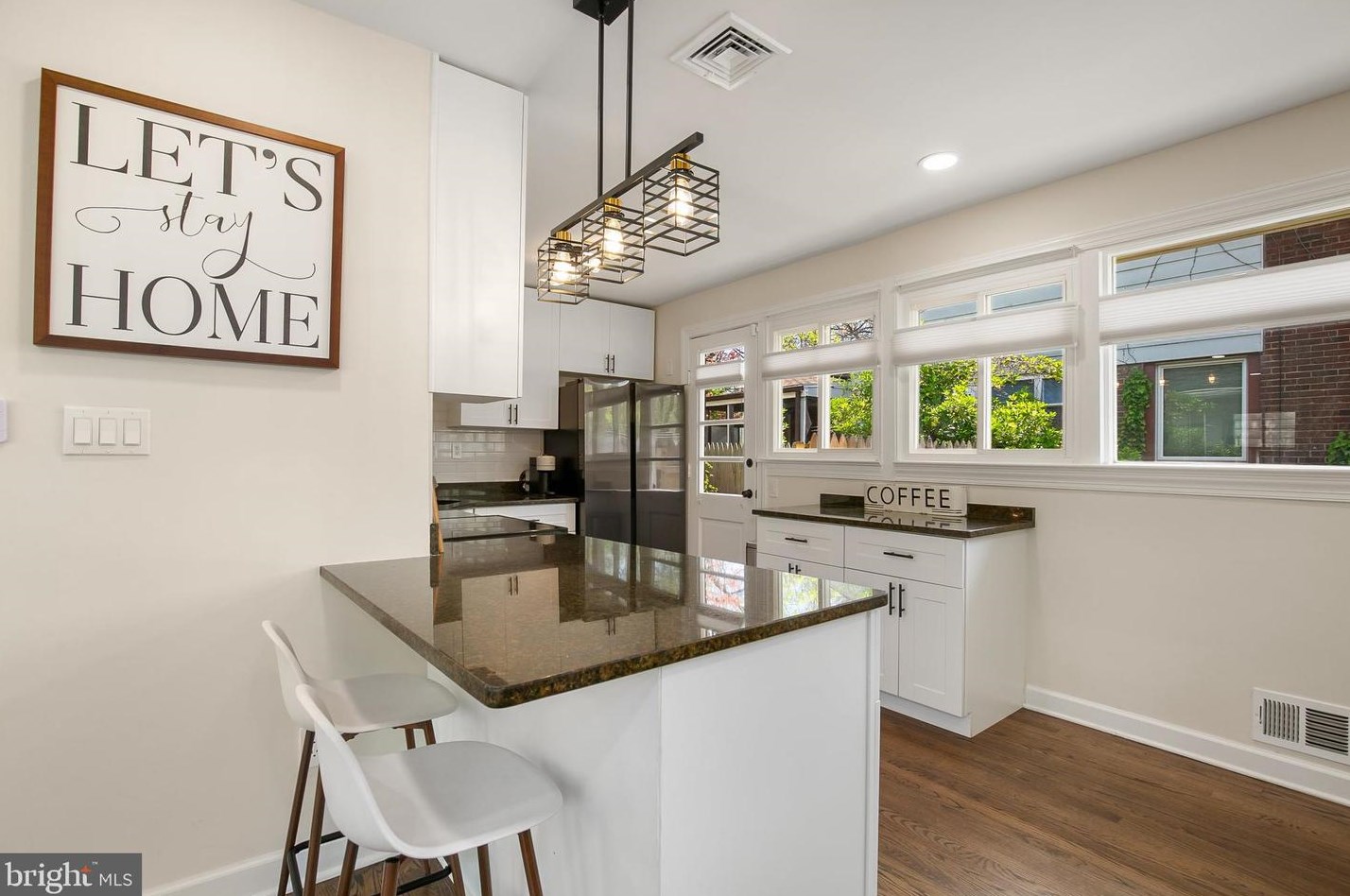 7507 Glenside Dr, Silver Spring MD  20912-7546 exterior