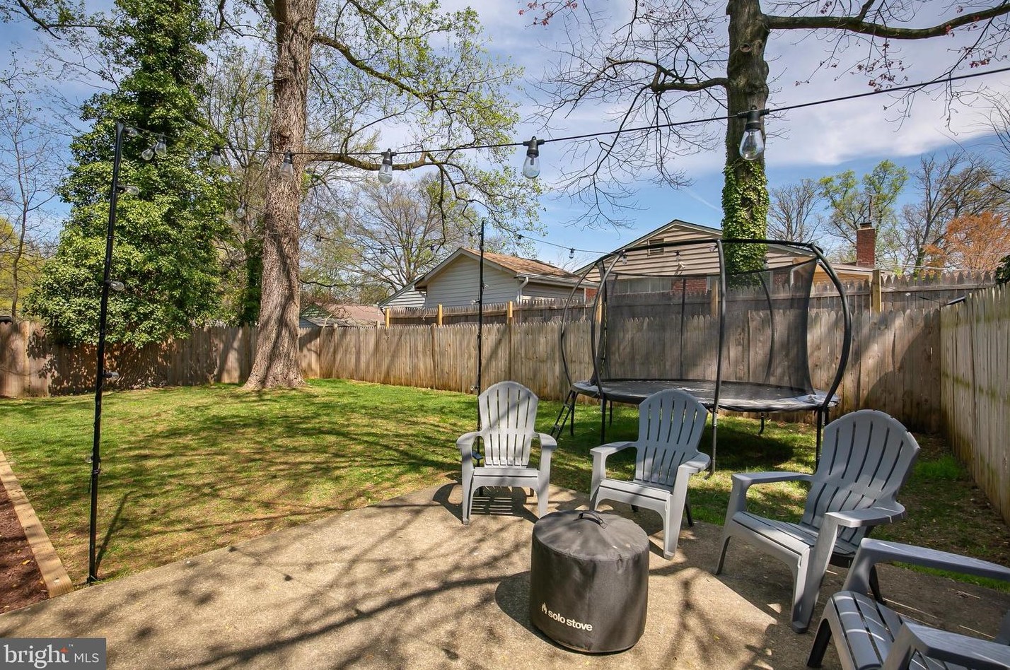 7507 Glenside Dr, Silver Spring MD  20912-7546 exterior