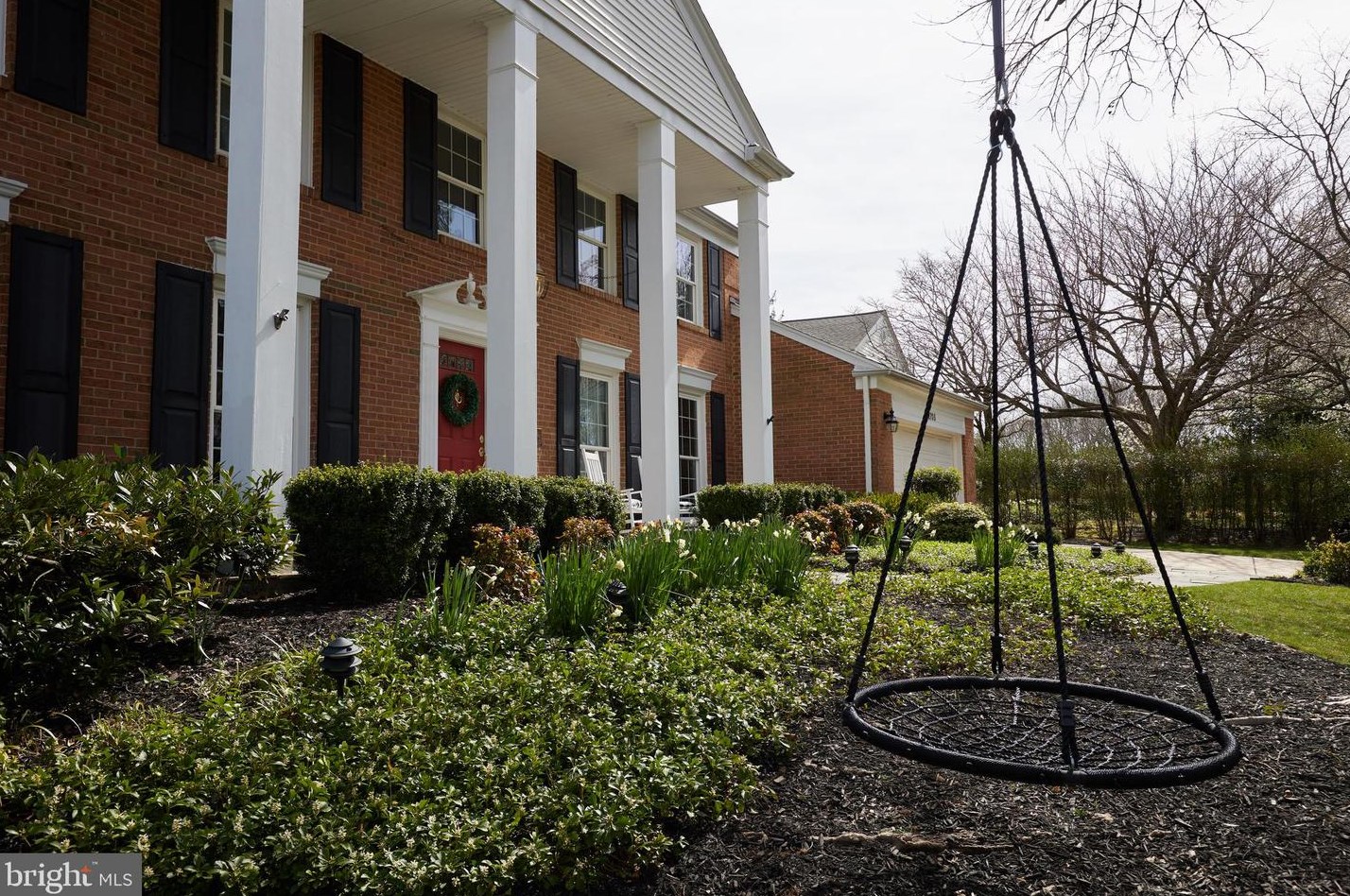 12705 Deep Spring Dr, Rockville MD  20854-2355 exterior