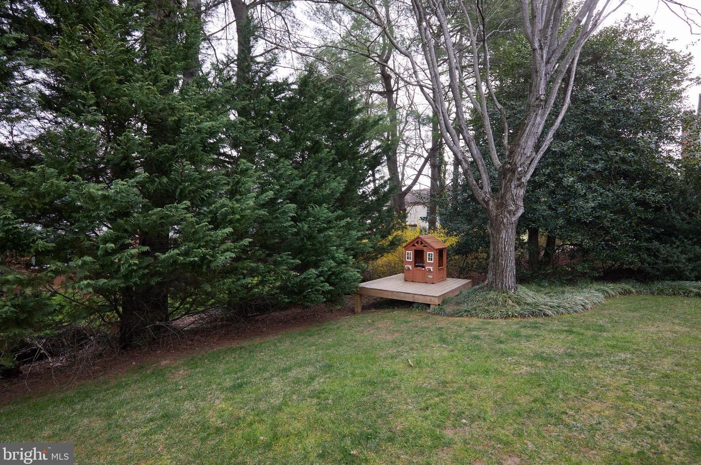 12705 Deep Spring Dr, Rockville MD  20854-2355 exterior