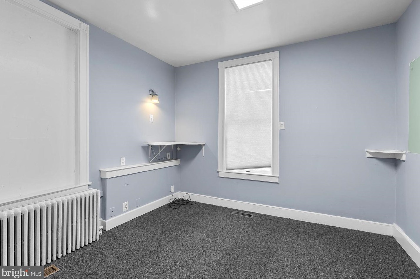 418 Diamond Ave, Gaithersburg MD 20877-2108 exterior