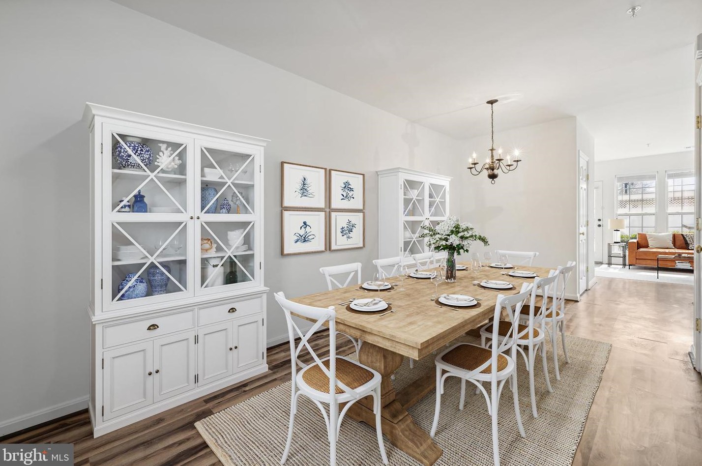 216 Fallsgrove Blvd, Rockville MD 20850-4711 exterior