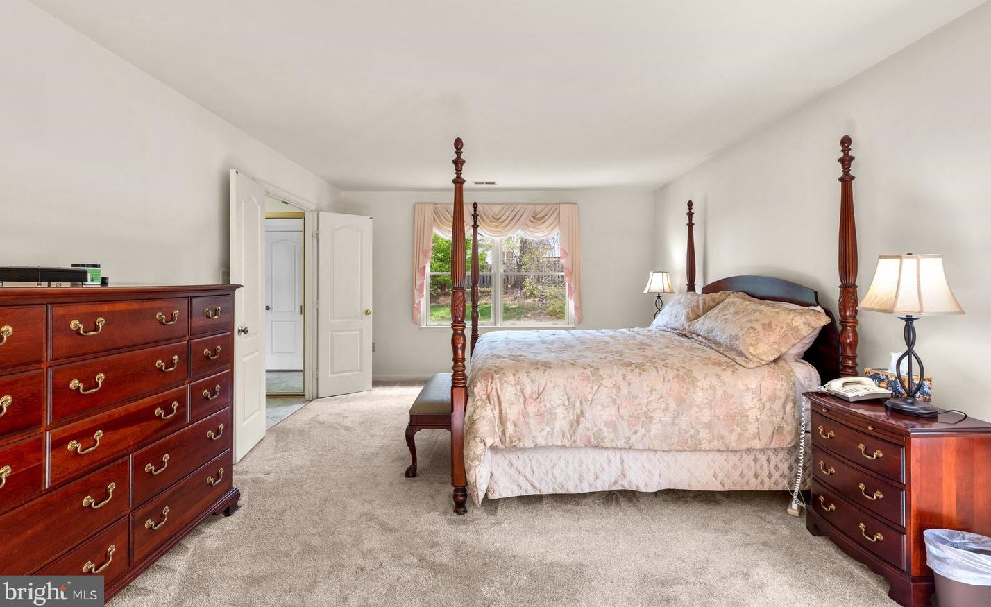 605 Pebble Bch Dr, Silver Spring MD 20904-3574 exterior