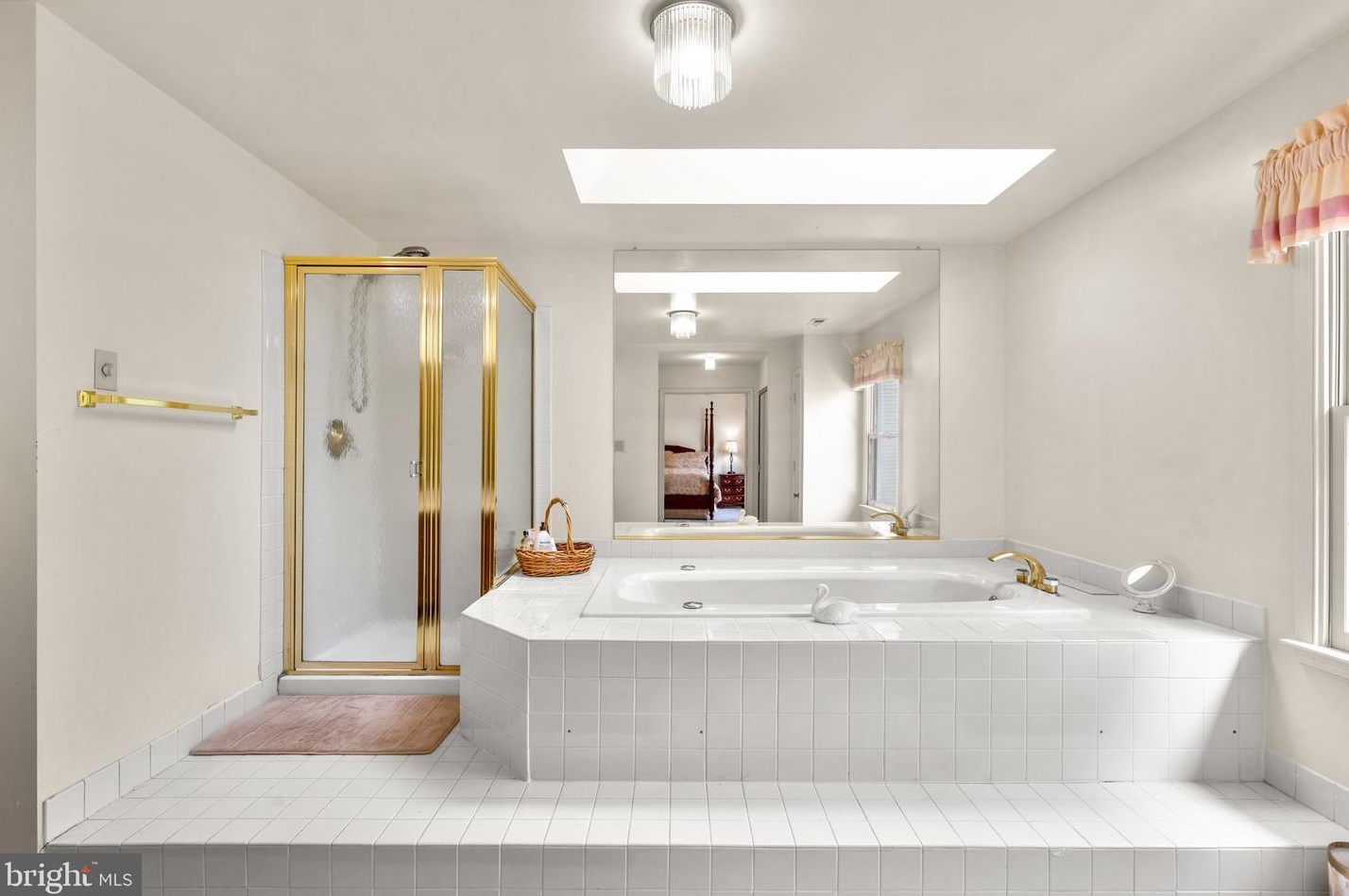 605 Pebble Bch Dr, Silver Spring MD 20904-3574 exterior