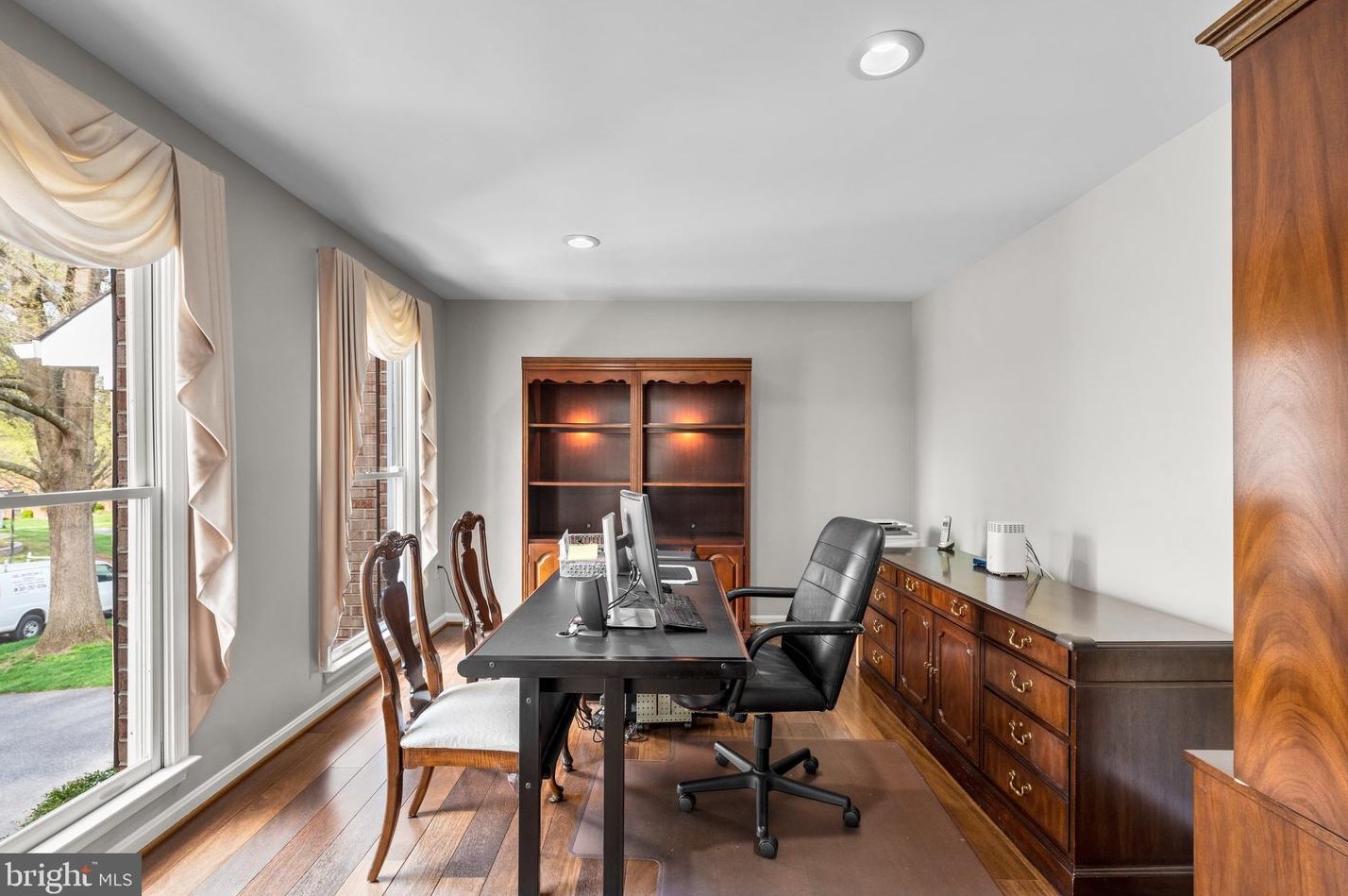 605 Pebble Bch Dr, Silver Spring MD 20904-3574 exterior