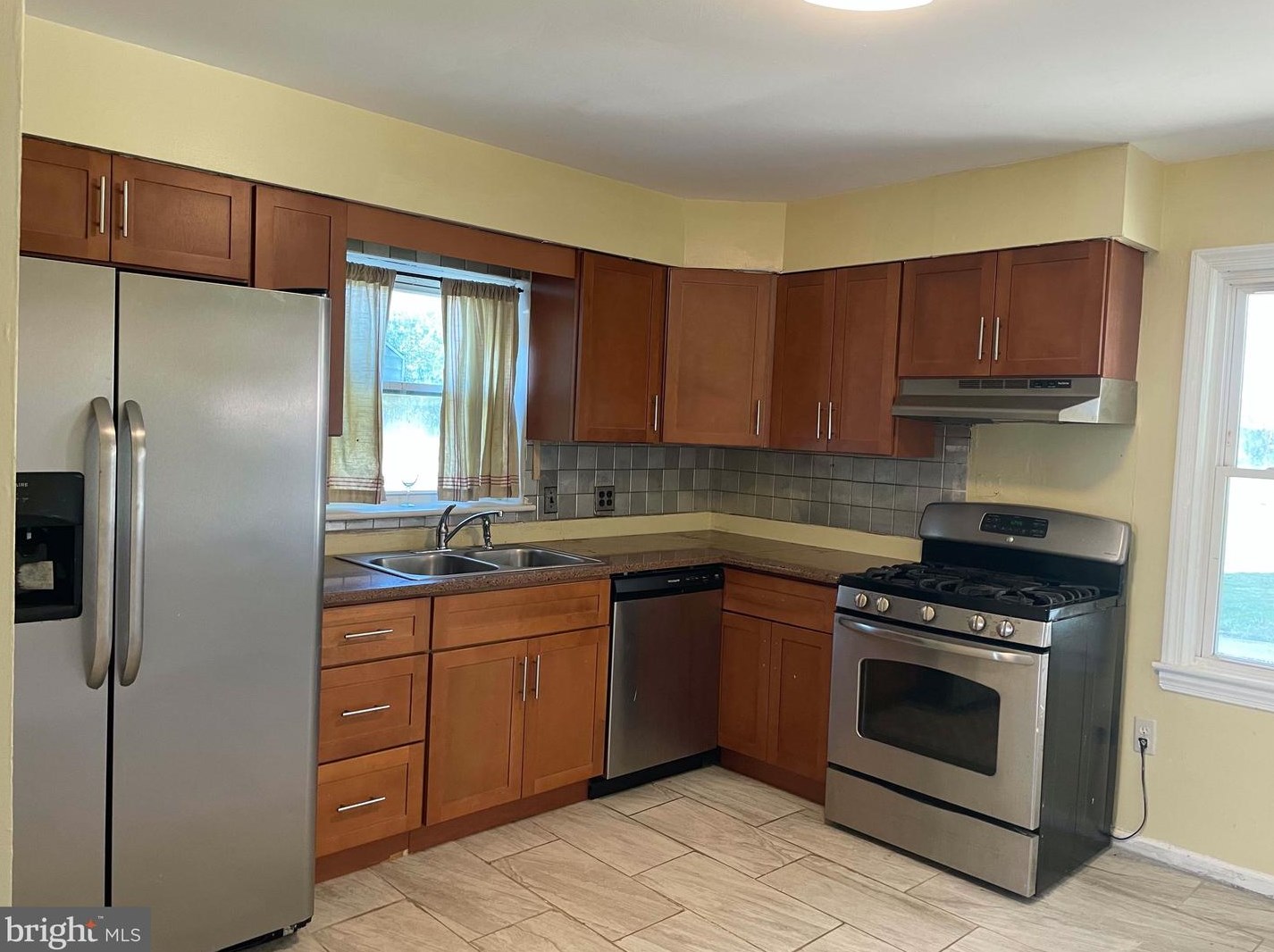 2600 Finley St, Silver Spring MD  20902-2728 exterior