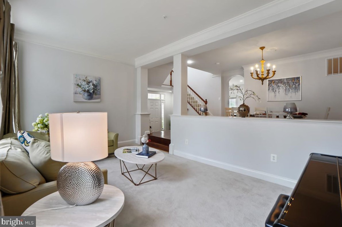 602 Grand Champion Dr, Rockville MD 20850-5970 exterior