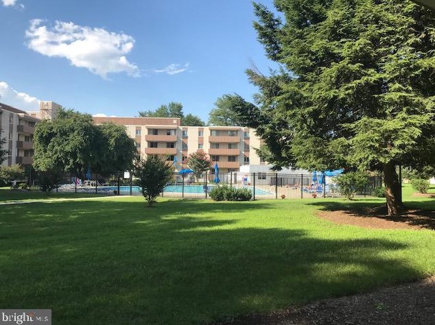 7505 Democracy Blvd, Bethesda MD  20817-1211 exterior