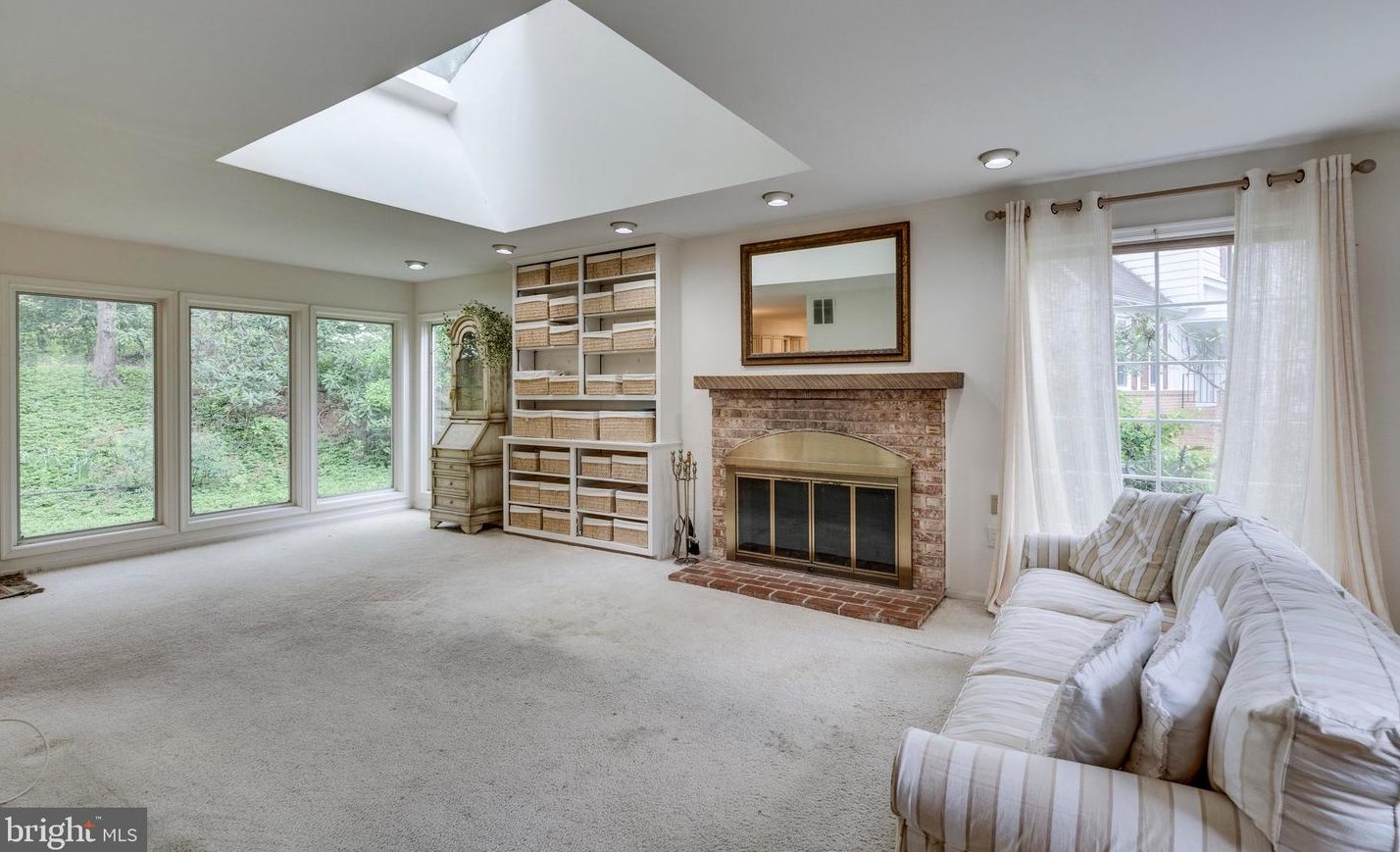 7800 Ivymount Ter, Rockville MD 20854-3753 exterior