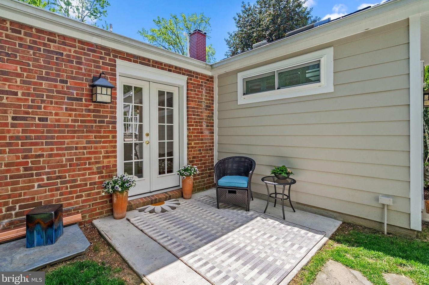 405 Williamsburg Dr, Silver Spring MD 20901-2728 exterior