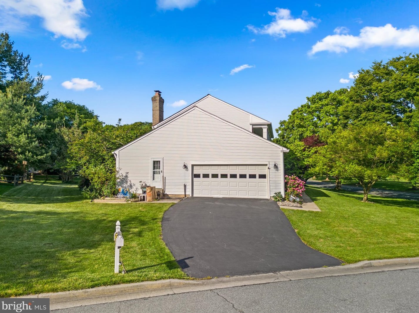 3301 Ashmore Ct, Olney MD  20832-2530 exterior