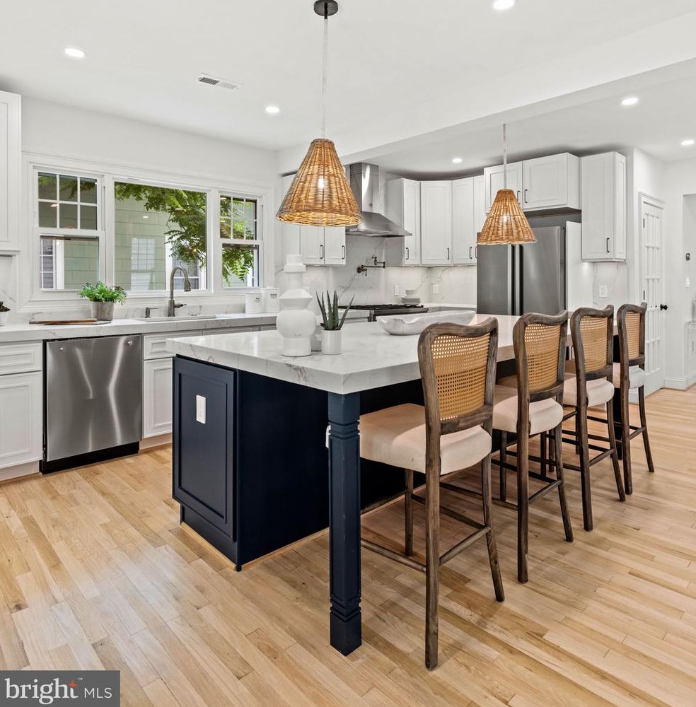 213 Spring Ave, Silver Spring MD 20912-4805 exterior