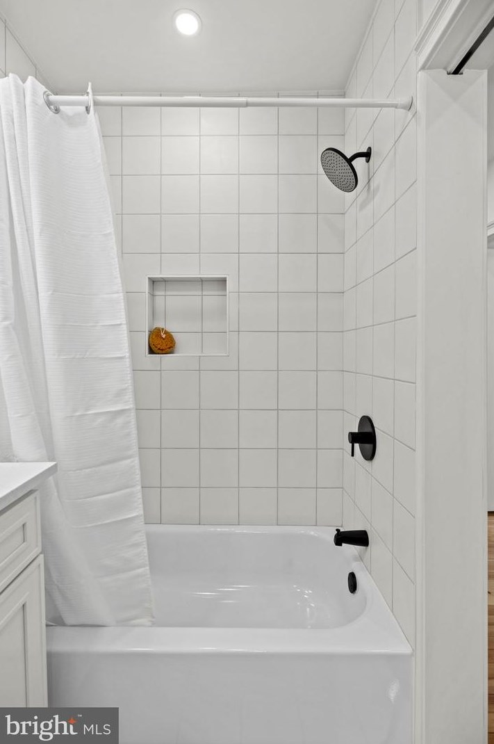 213 Spring Ave, Silver Spring MD 20912-4805 exterior