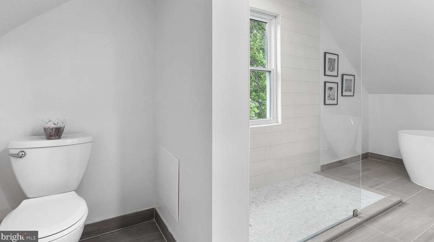 1707 Grandin Ave, Rockville MD 20851-1159 exterior