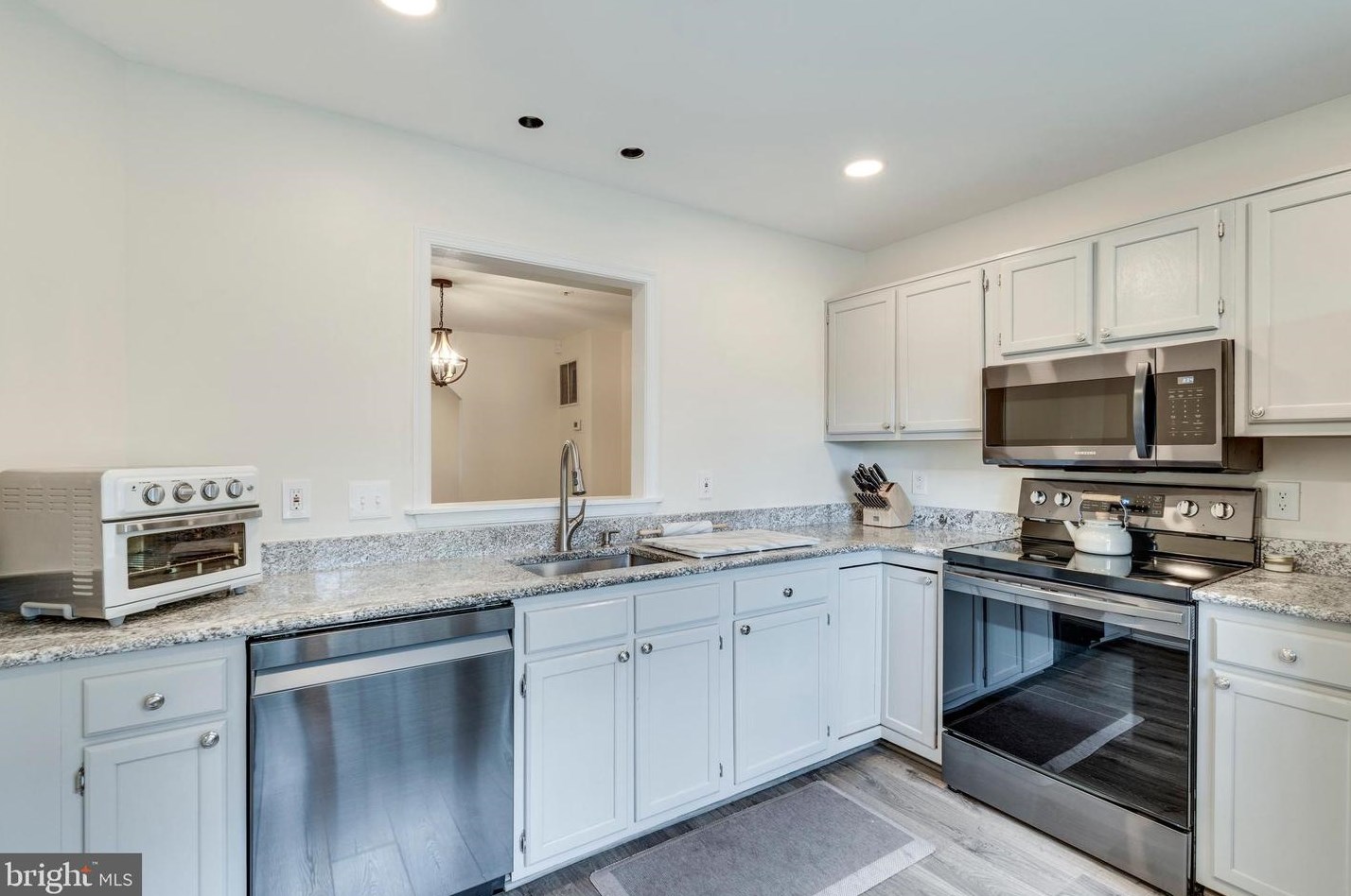 3321 Sea Port Way, Silver Spring MD  20902-2200 exterior