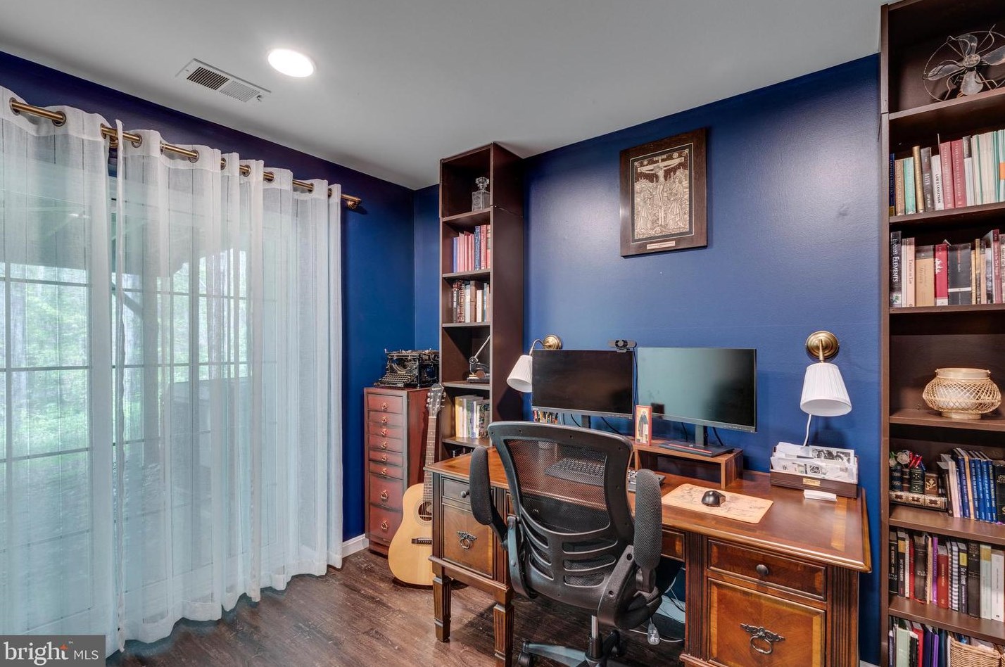 3321 Sea Port Way, Silver Spring MD  20902-2200 exterior