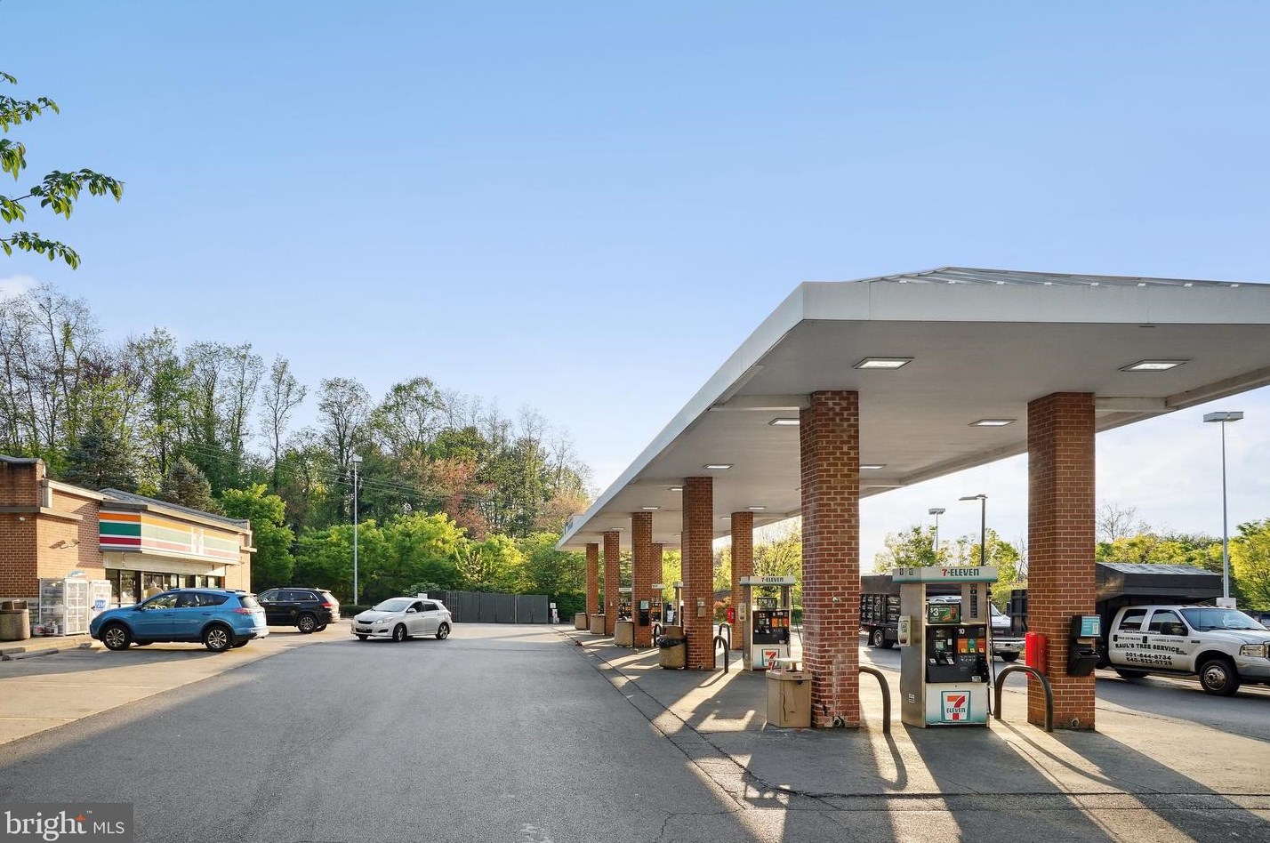 20108 Green Run Ct, Gaithersburg MD  20879-1623 exterior