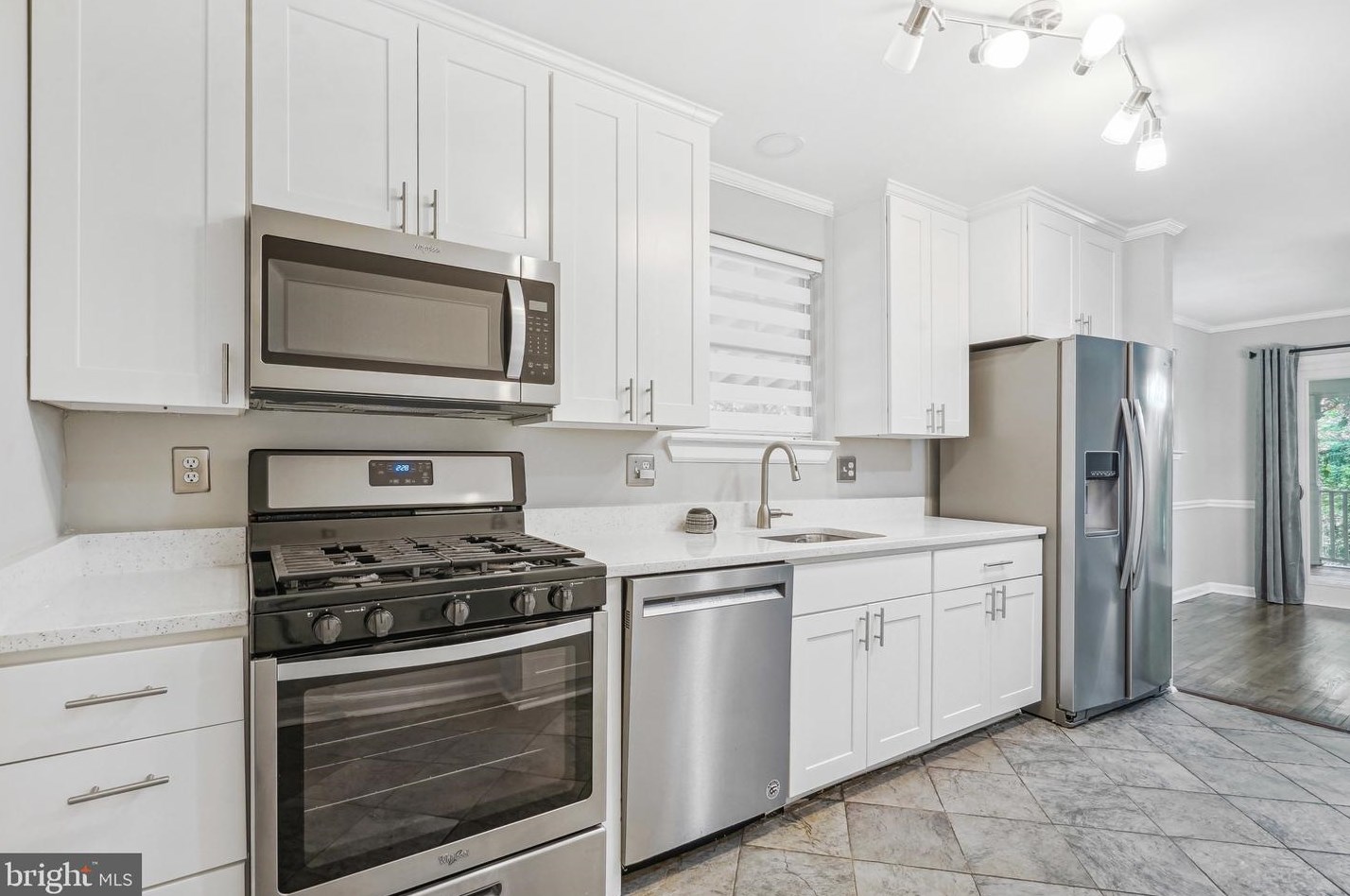 20108 Green Run Ct, Gaithersburg MD  20879-1623 exterior