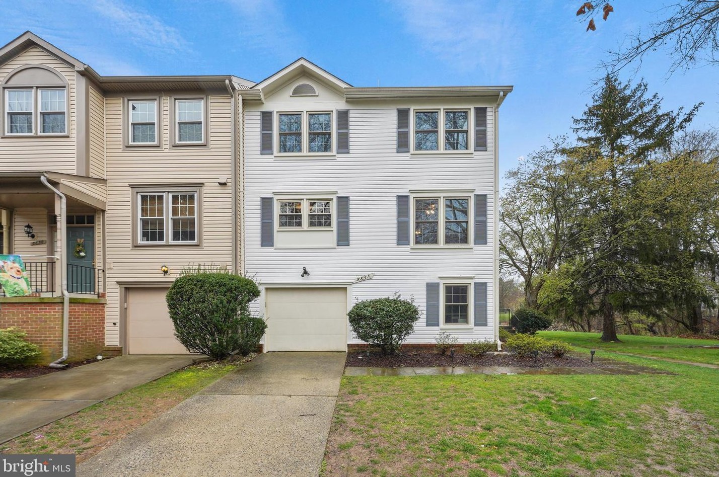 8852 Thomas Lea Ter, Gaithersburg MD  20886-4348 exterior