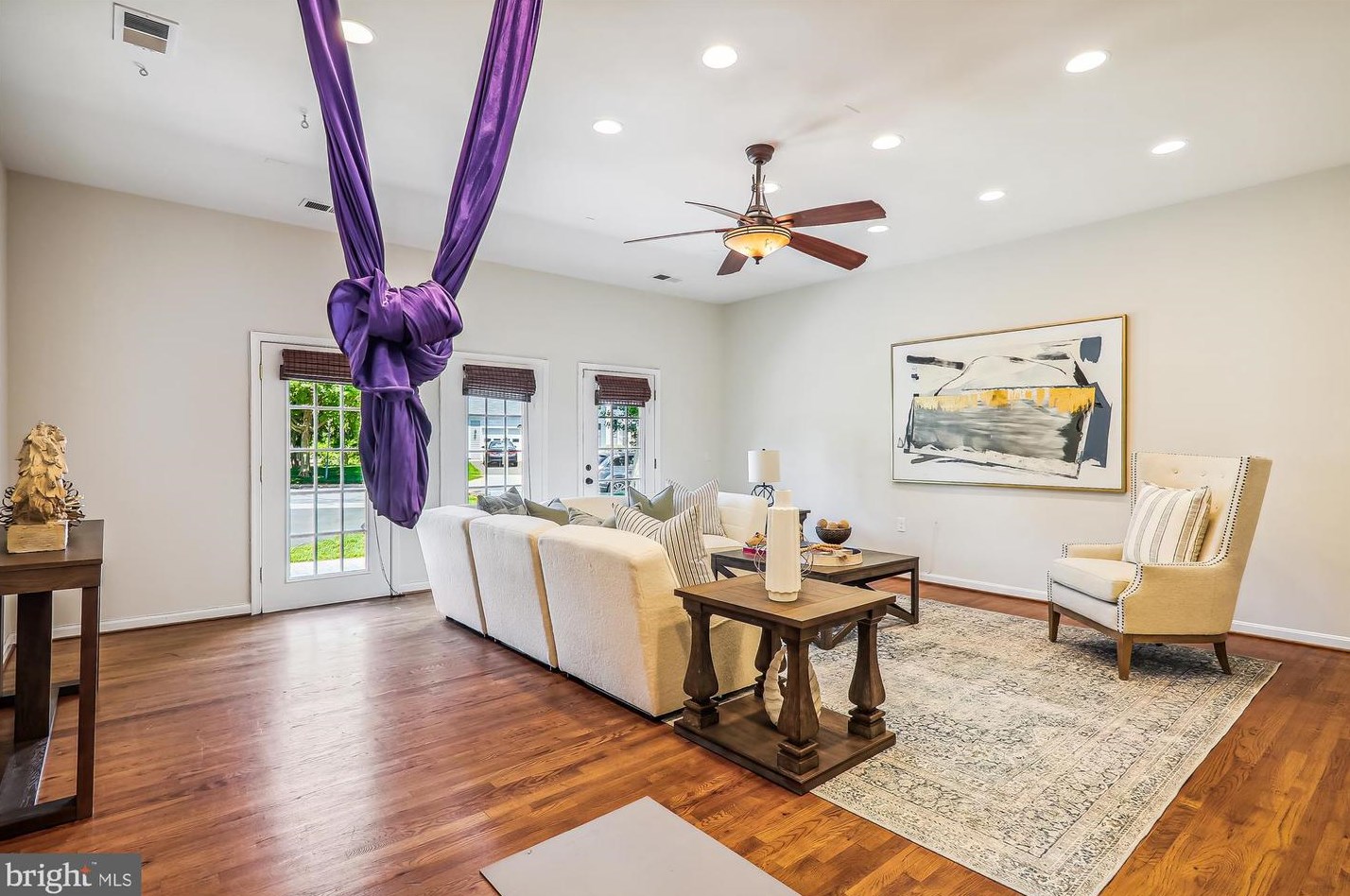 12632 Falconbridge Dr, Gaithersburg MD 20878-3430 exterior