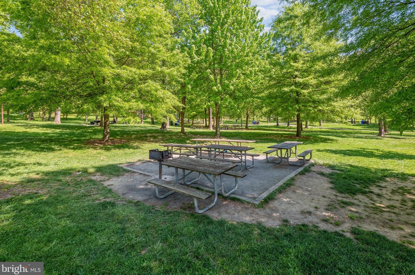 1513 Windham Ln, Silver Spring MD  20902-3769 exterior