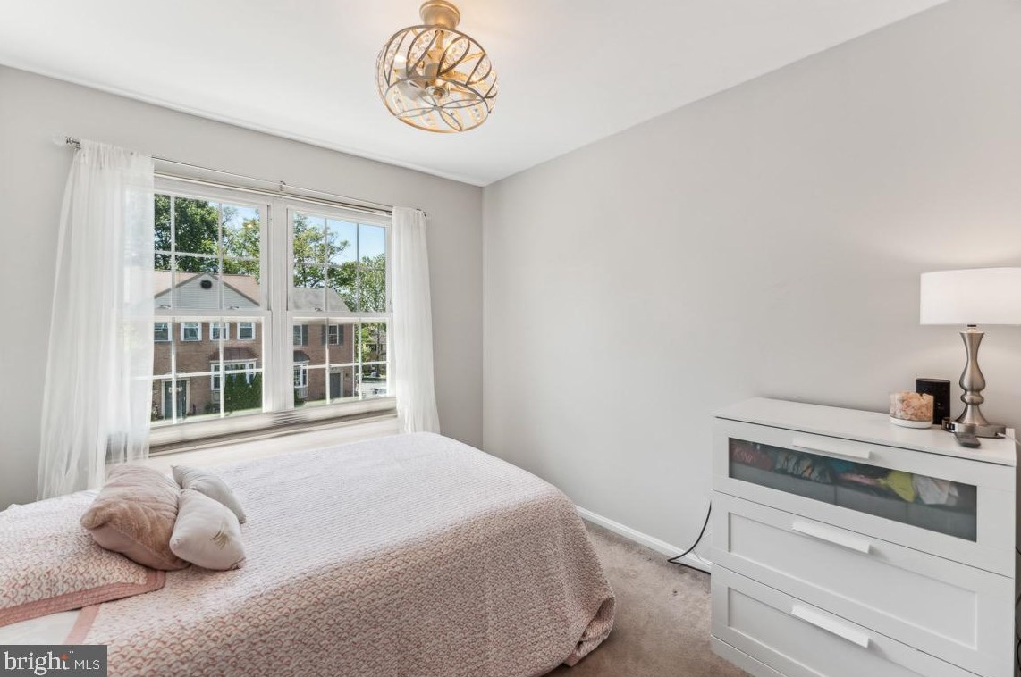 1903 Brightleaf Ct, Silver Spring MD 20902-5805 exterior