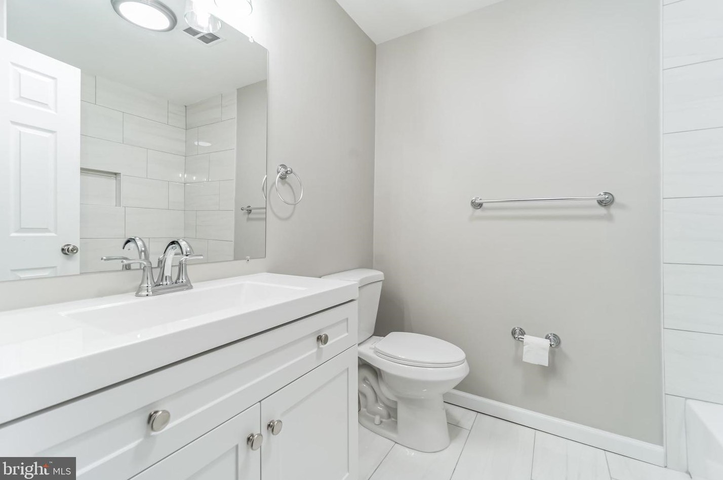 11104 Easecrest Dr, Silver Spring MD 20902-3509 exterior