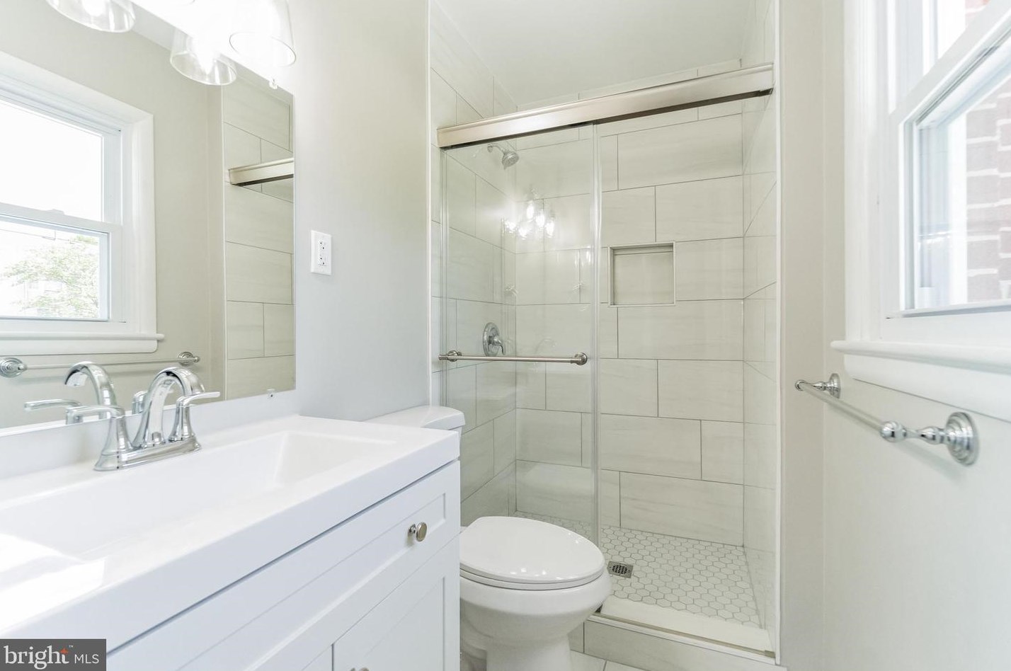 11104 Easecrest Dr, Silver Spring MD 20902-3509 exterior