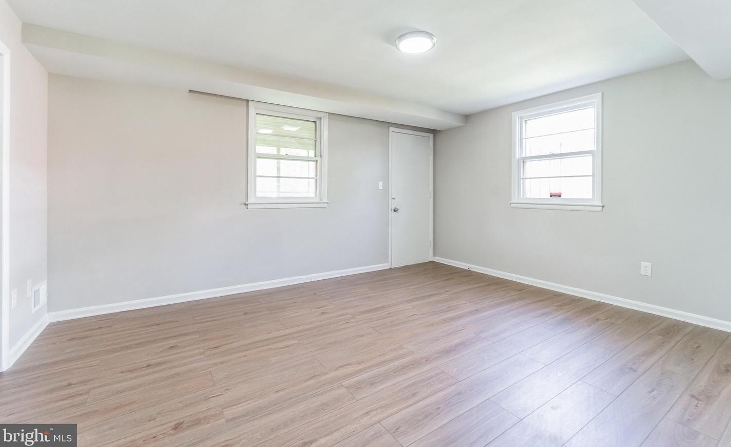 11104 Easecrest Dr, Silver Spring MD 20902-3509 exterior