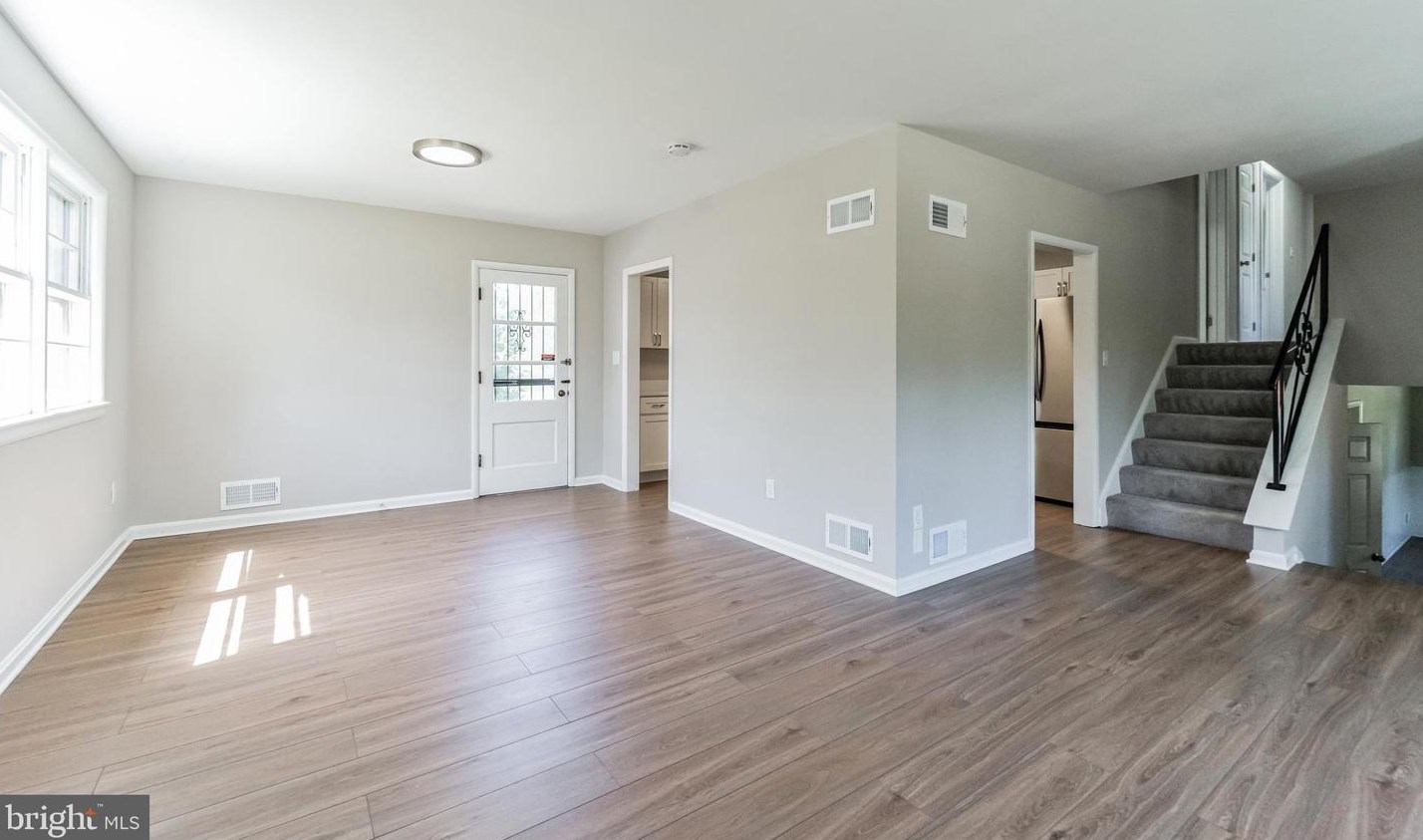 11104 Easecrest Dr, Silver Spring MD 20902-3509 exterior