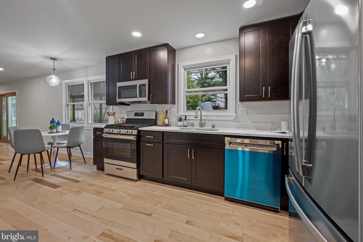 1517 Arbor View Rd, Silver Spring MD  20902-1406 exterior