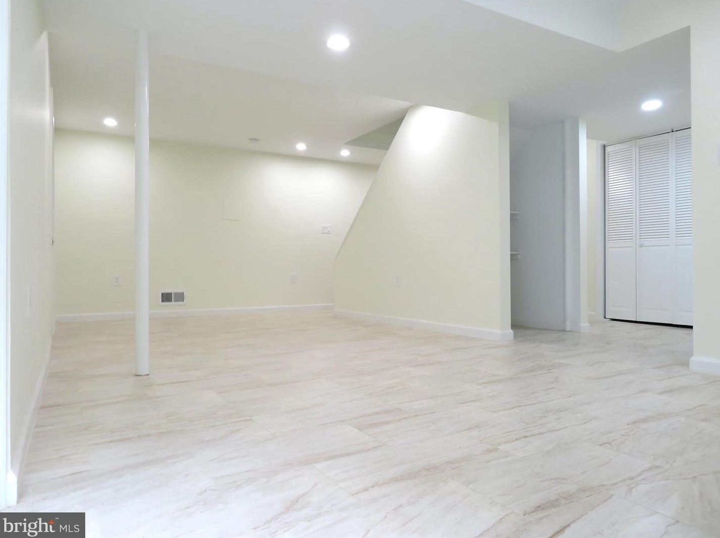 1220 Kathryn Rd, Silver Spring MD 20904-2176 exterior