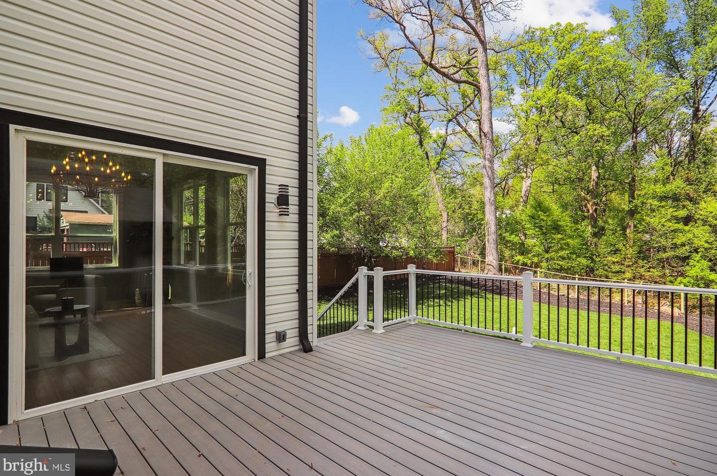 6609 Cockerille Ave, Silver Spring MD  20912-4732 exterior