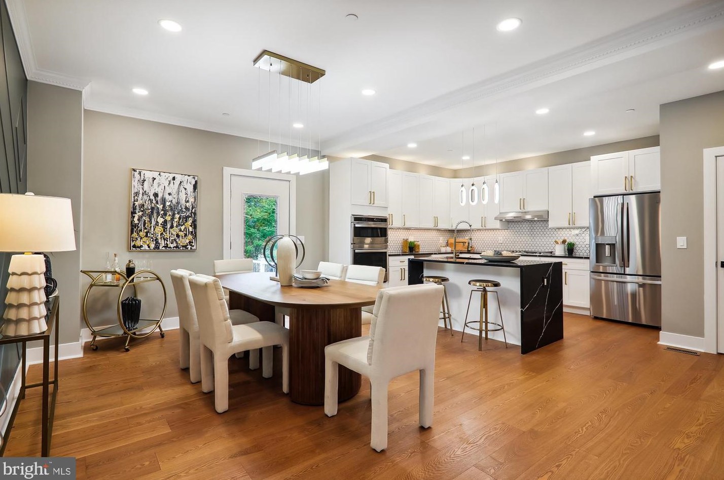 6609 Cockerille Ave, Silver Spring MD  20912-4732 exterior