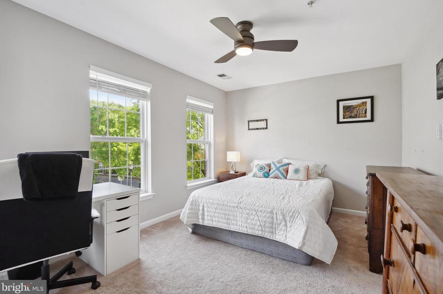 28 Golden Ash Way, Gaithersburg MD  20878-6423 exterior