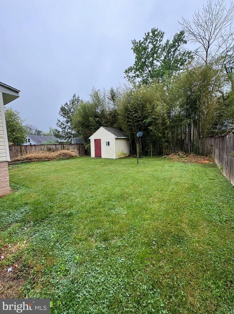 8502 Haskins Pl, Silver Spring MD 20912-7321 exterior