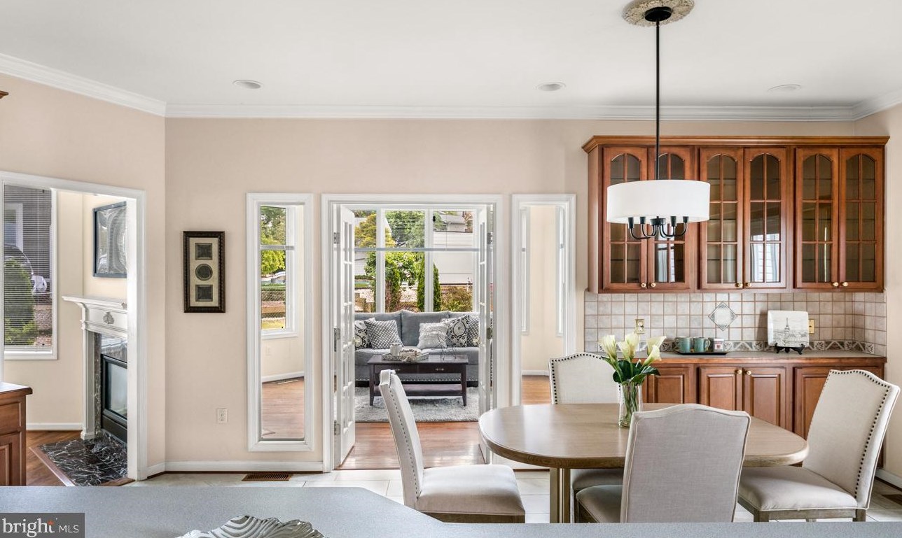 1520 Vivian Pl, Silver Spring MD 20902-3537 exterior