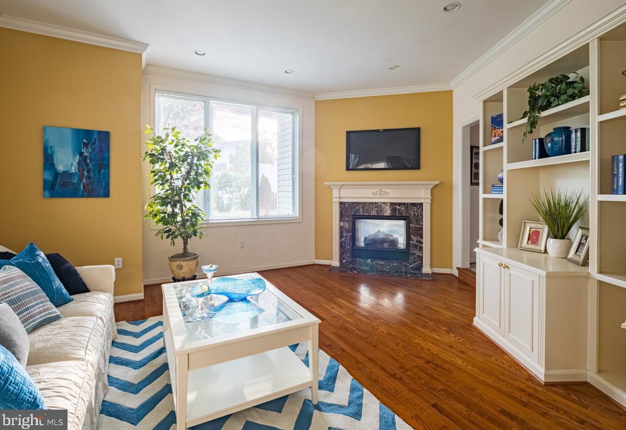 1520 Vivian Pl, Silver Spring MD 20902-3537 exterior