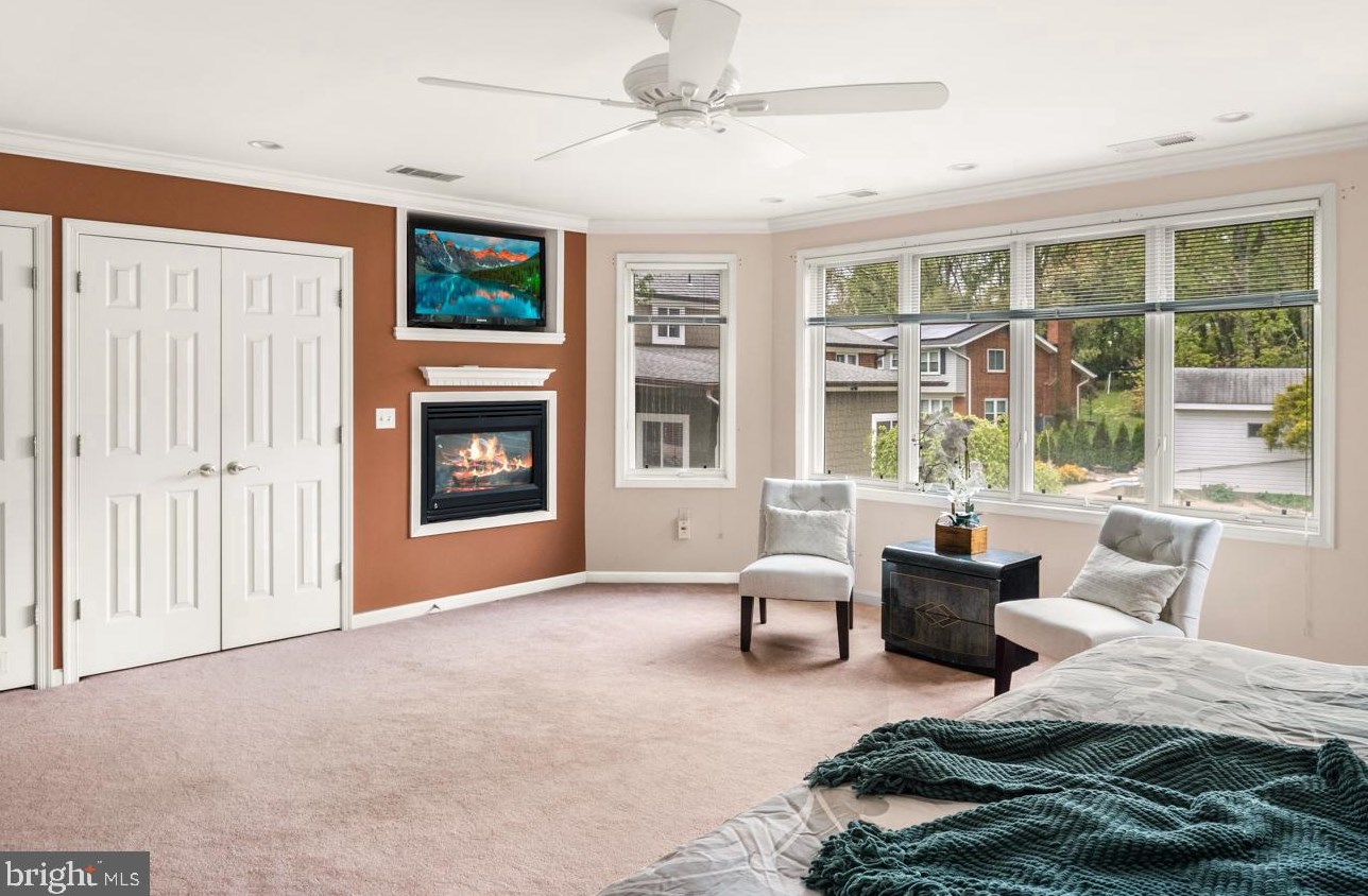 1520 Vivian Pl, Silver Spring MD 20902-3537 exterior