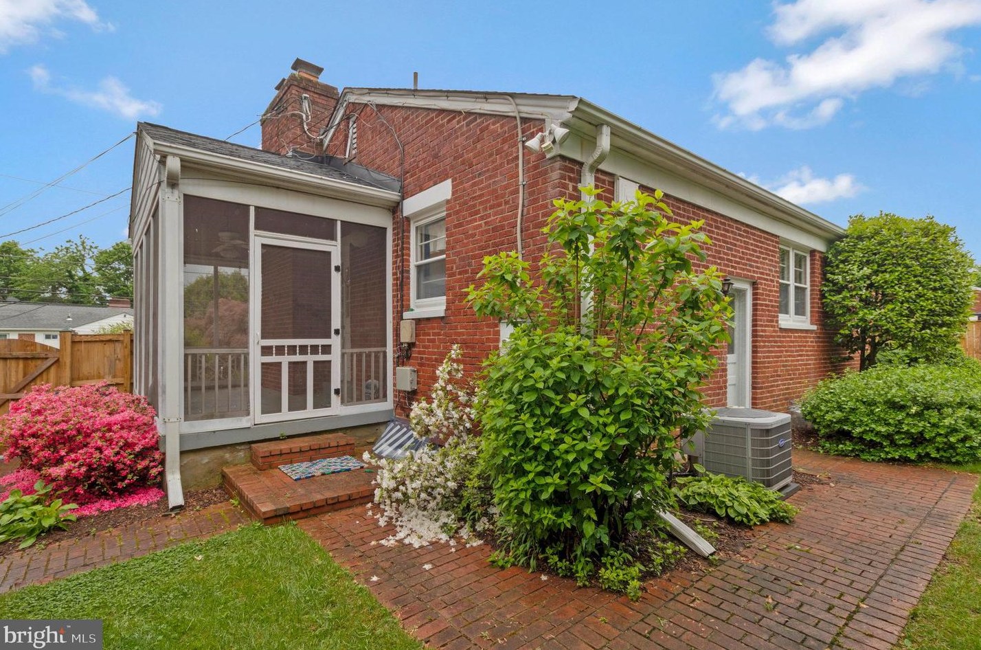 1907 Alberti Dr, Silver Spring MD  20902-3652 exterior